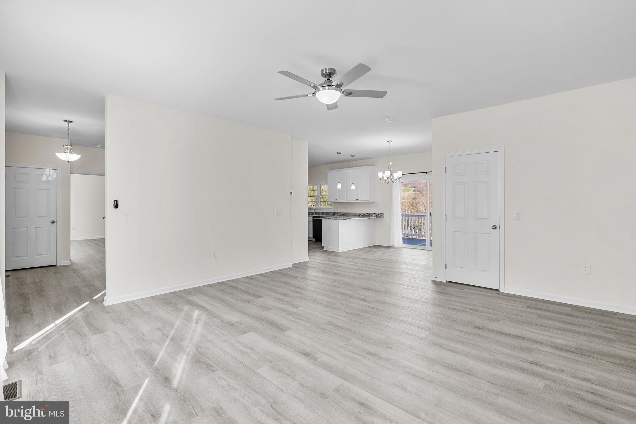 56 EVERGREEN CT