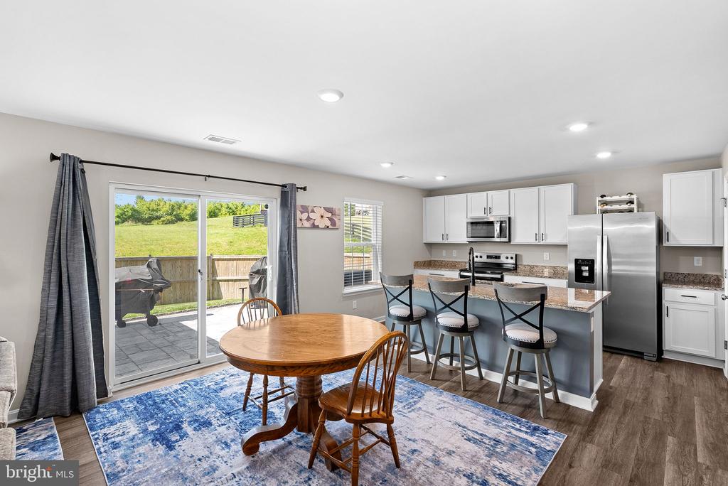 128 CENTERGATE DRIVE