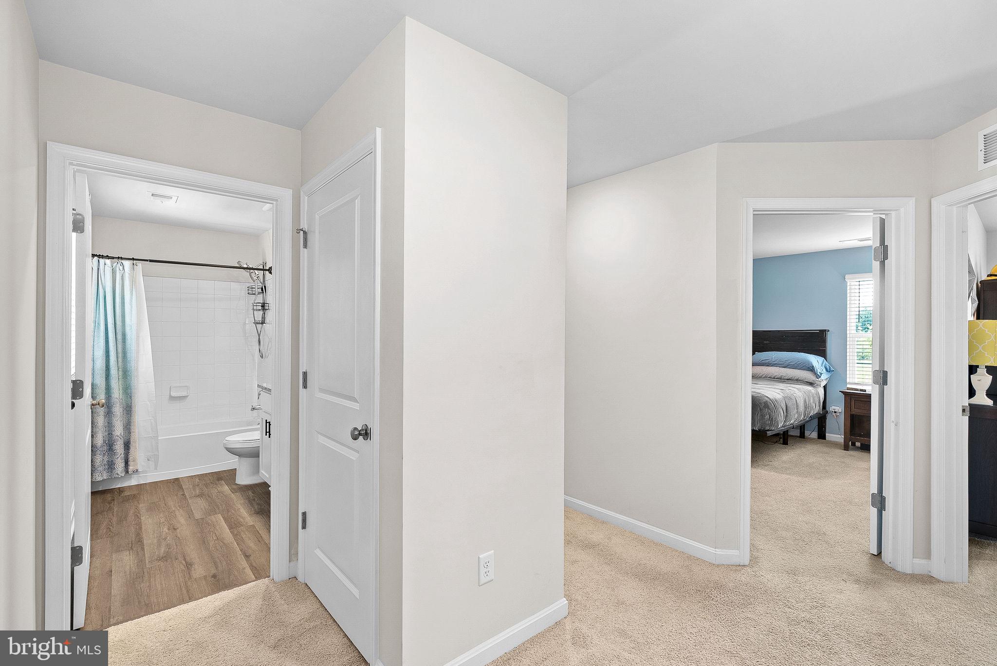 128 CENTERGATE DRIVE