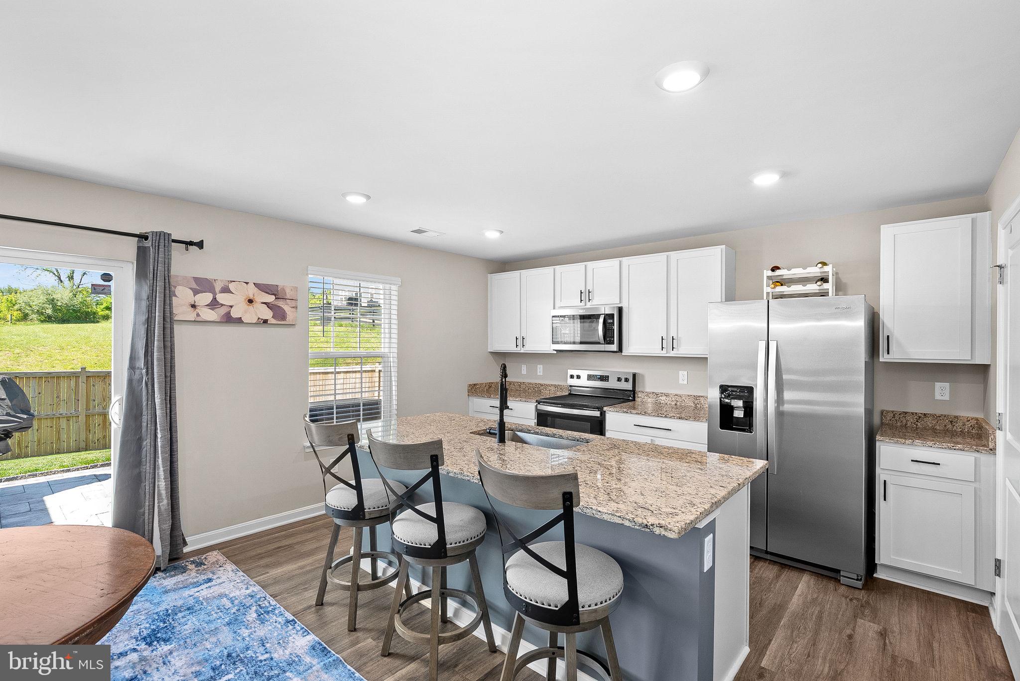128 CENTERGATE DRIVE