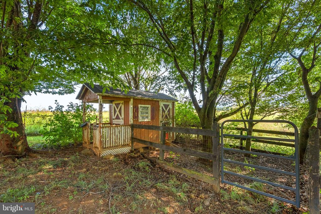403 WINDY VALLEY LANE