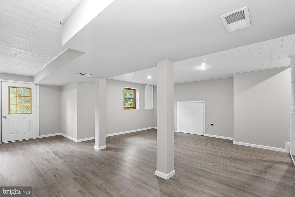 403 WINDY VALLEY LANE