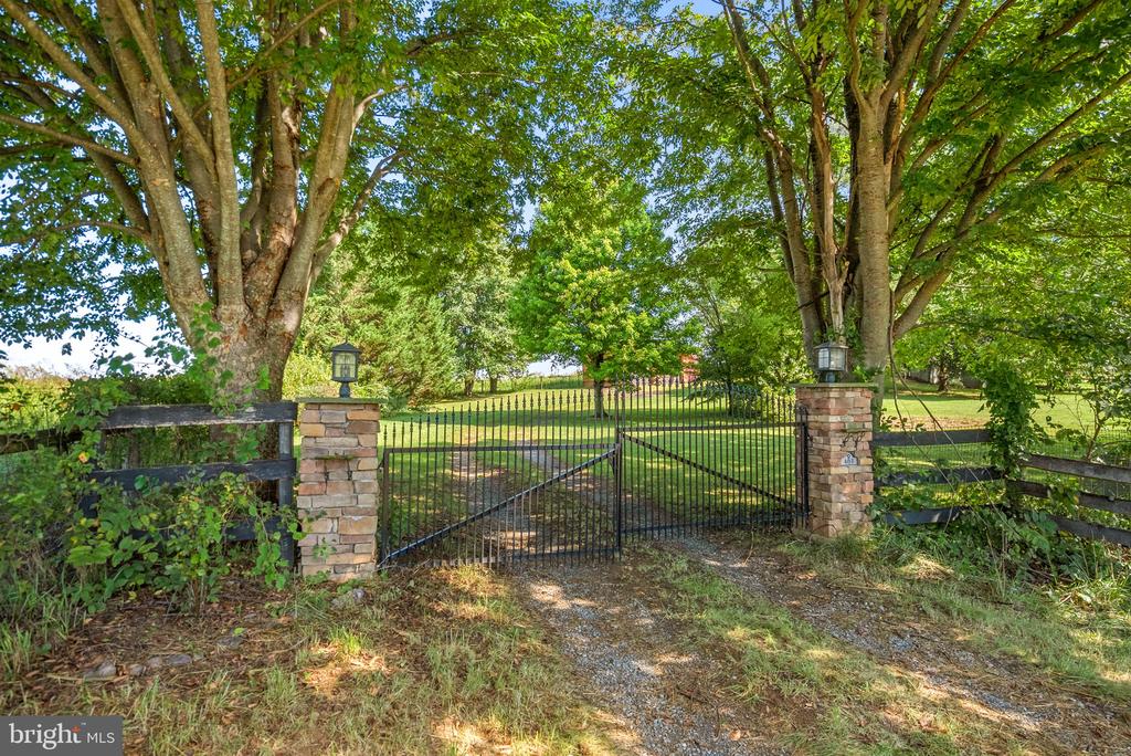 403 WINDY VALLEY LANE
