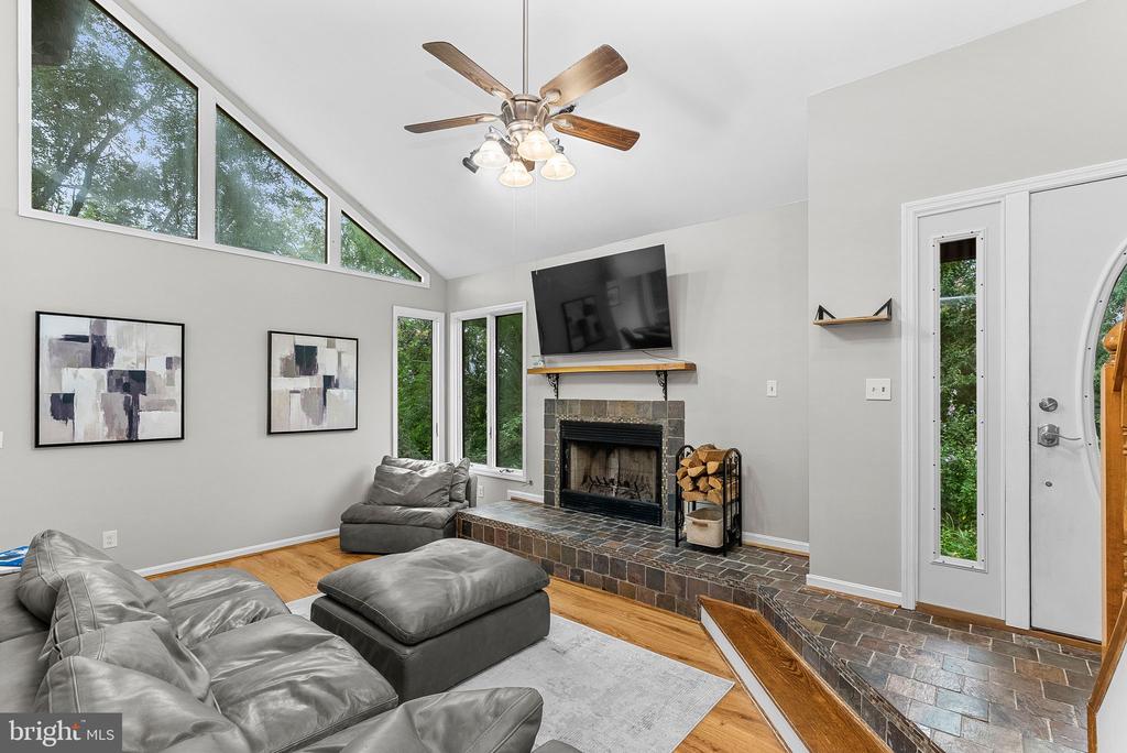 403 WINDY VALLEY LANE