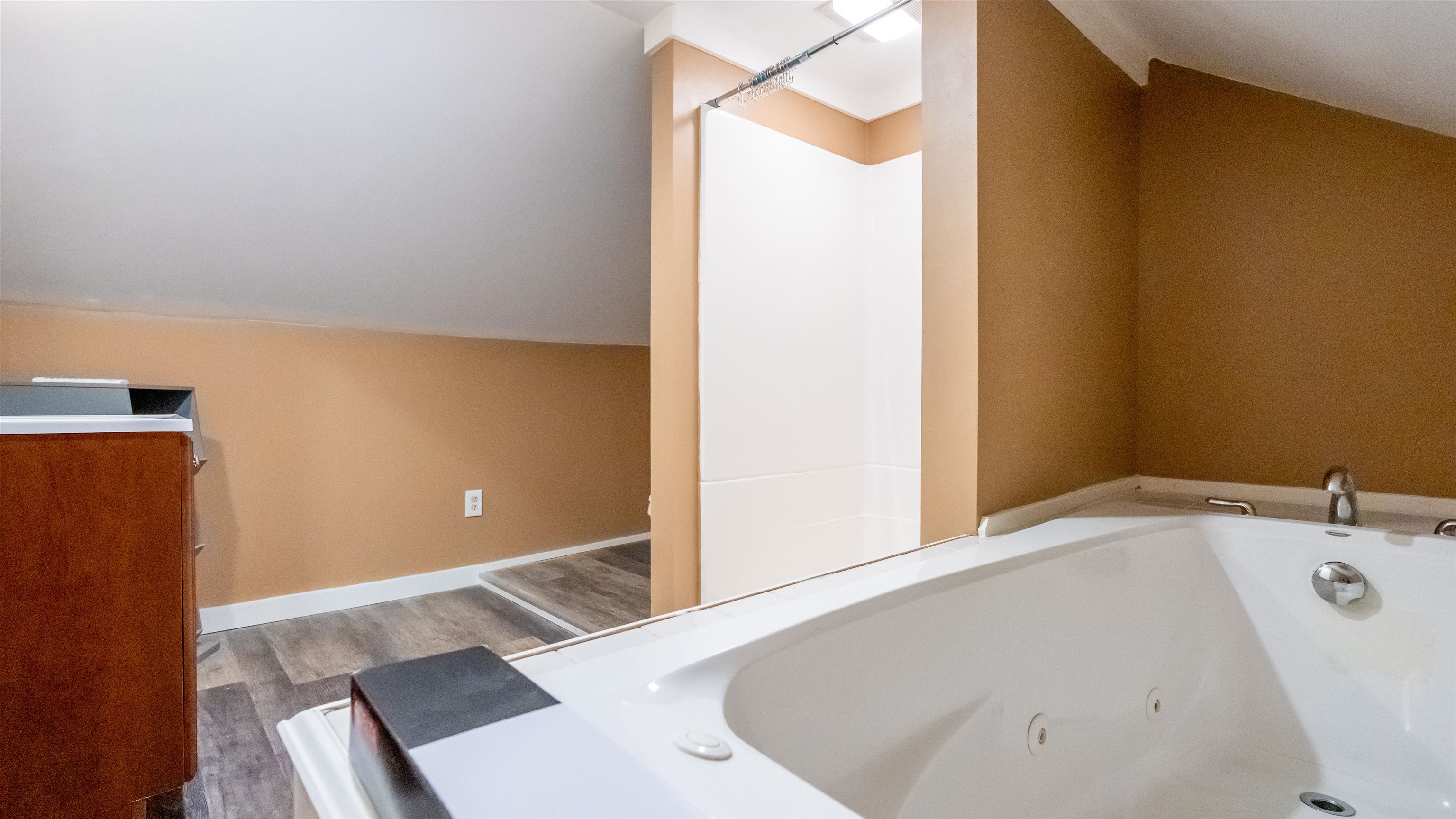 9 Indian Acres Drive