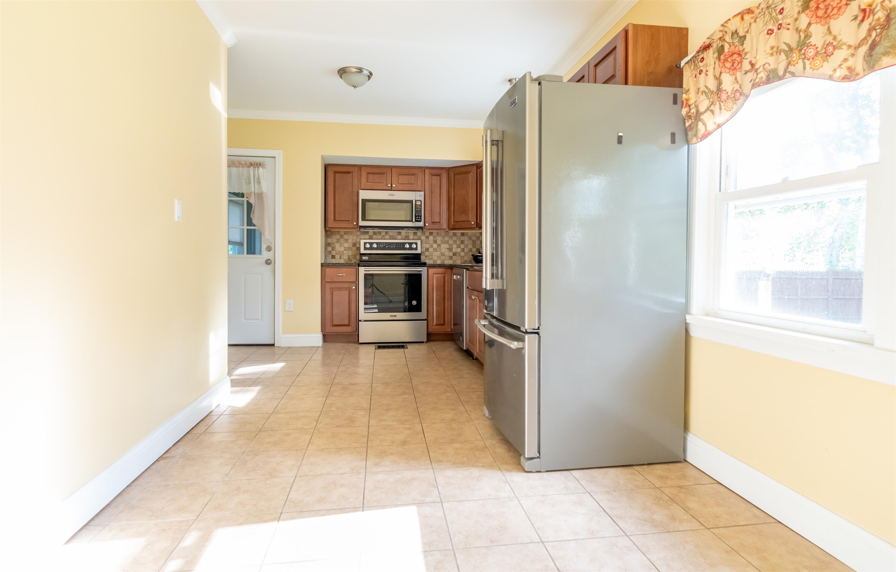 9 Indian Acres Drive