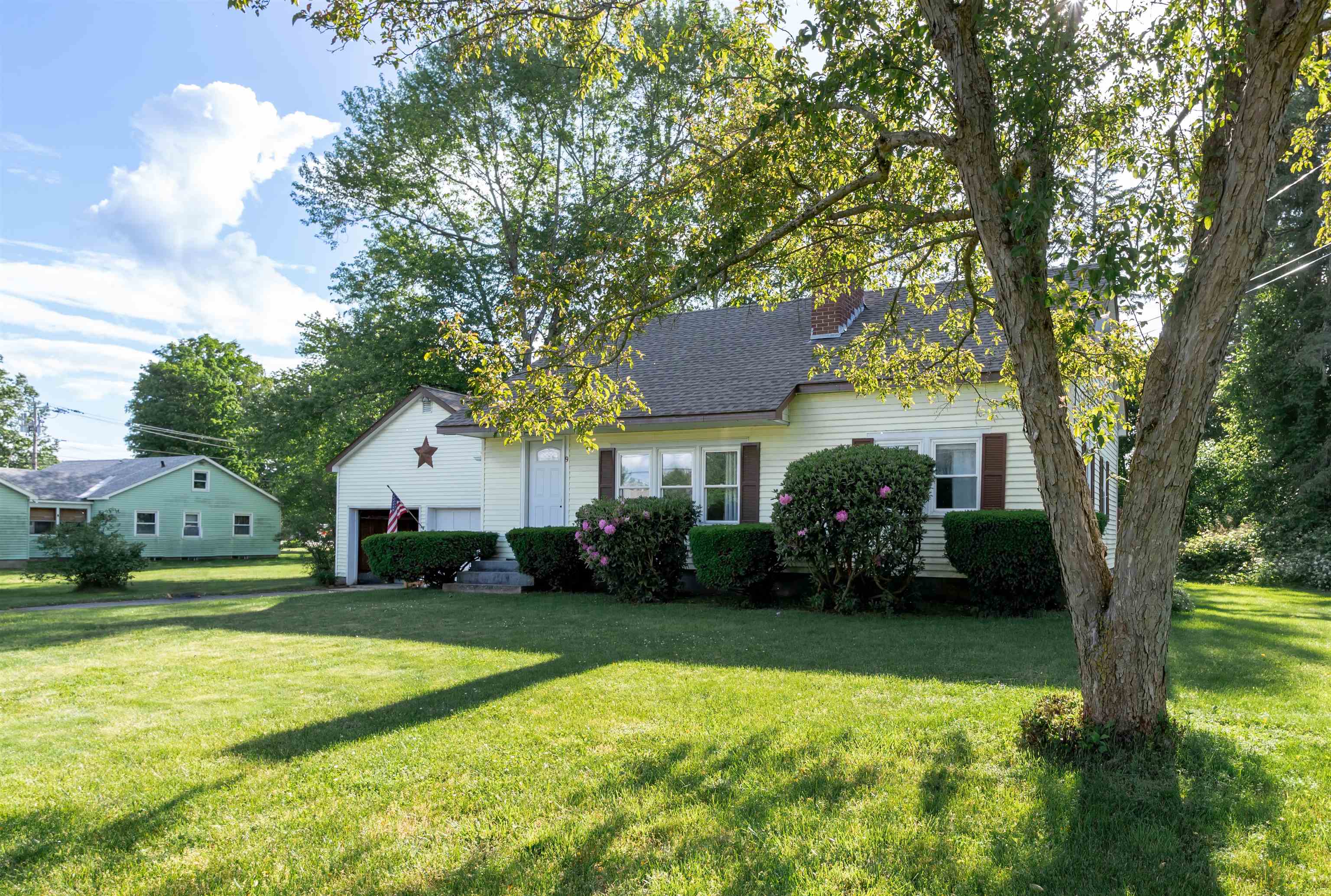 9 Indian Acres Drive