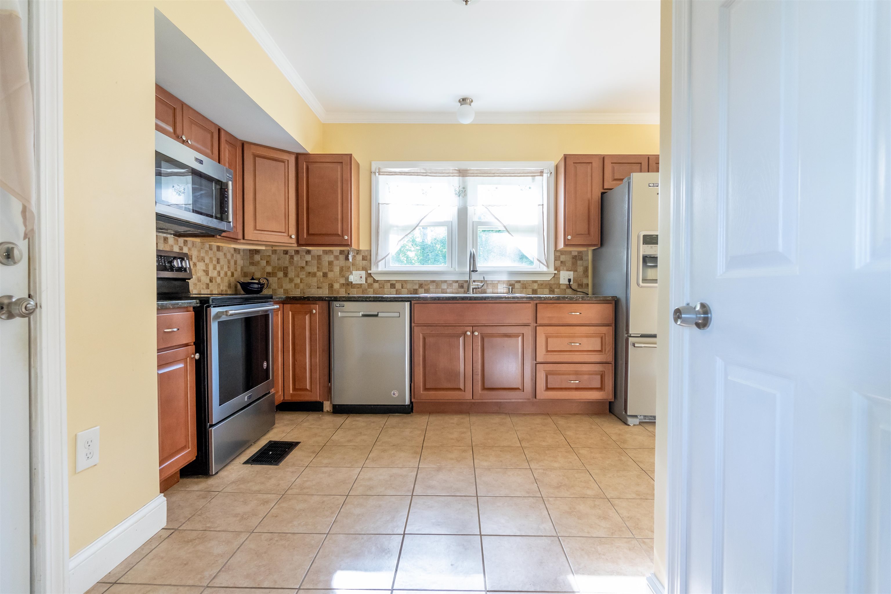 9 Indian Acres Drive