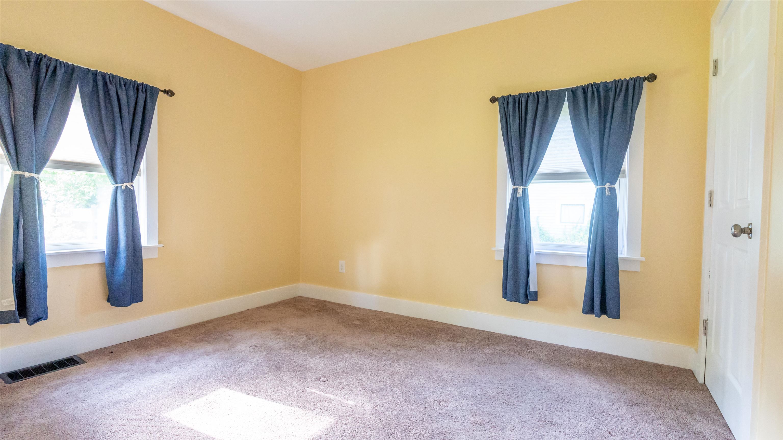 9 Indian Acres Drive