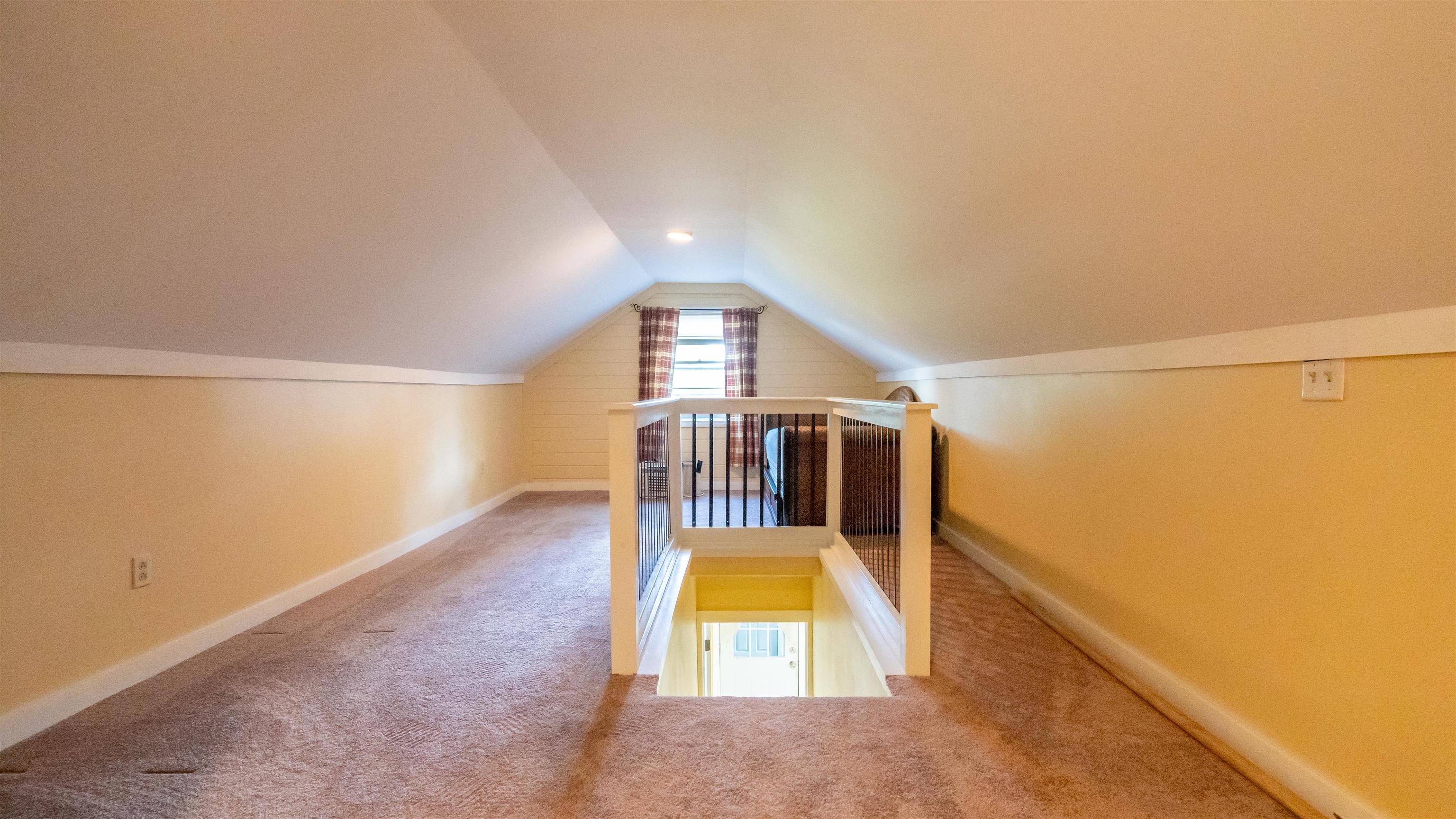 9 Indian Acres Drive