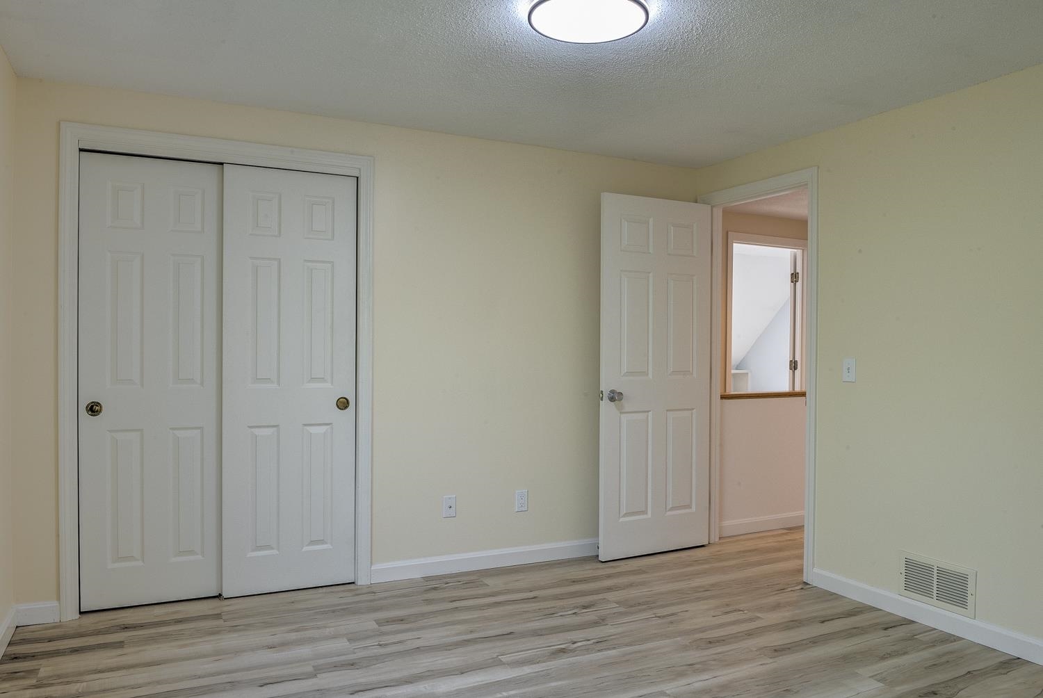 17 Skyview Circle Unit: 17