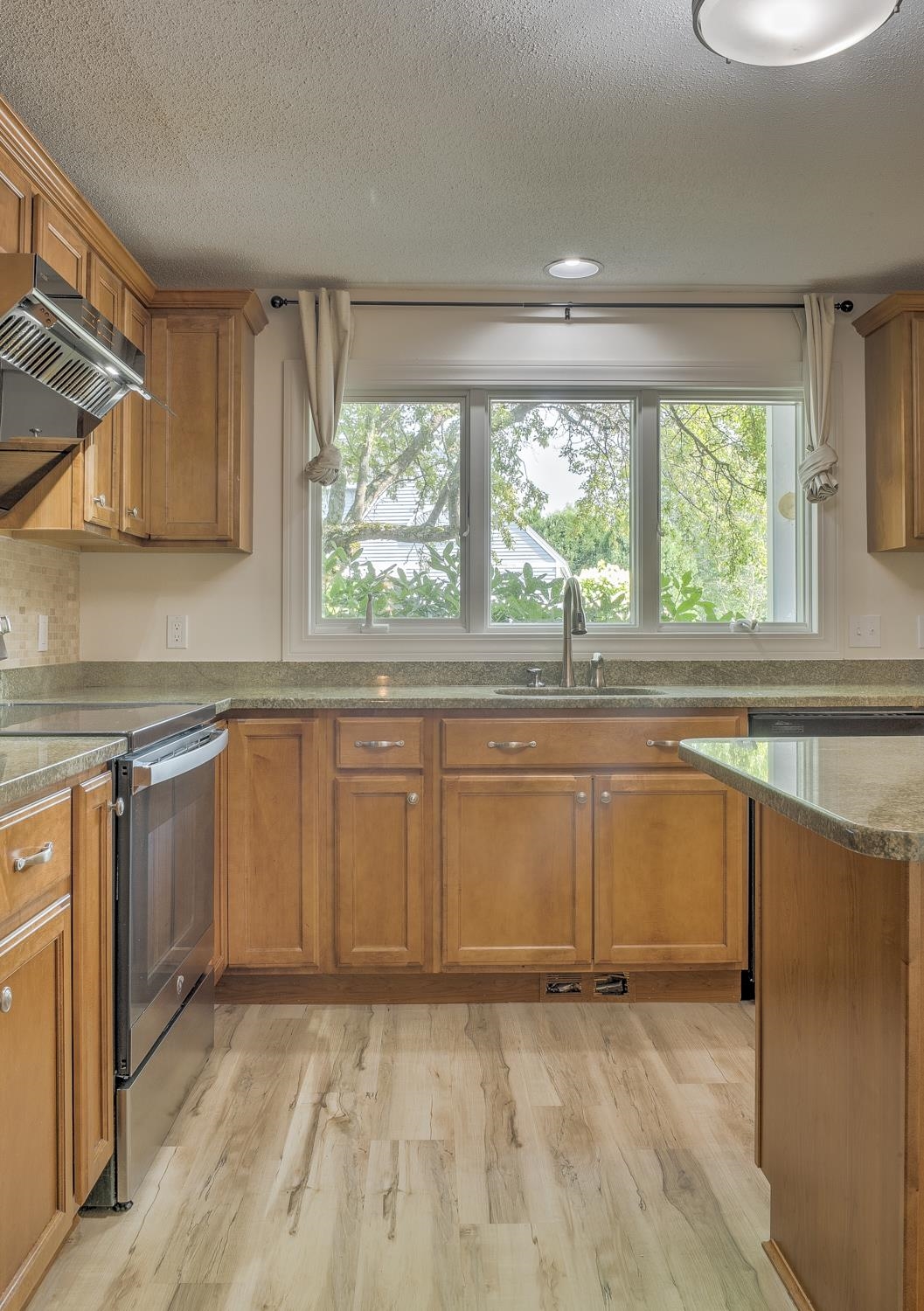 17 Skyview Circle Unit: 17