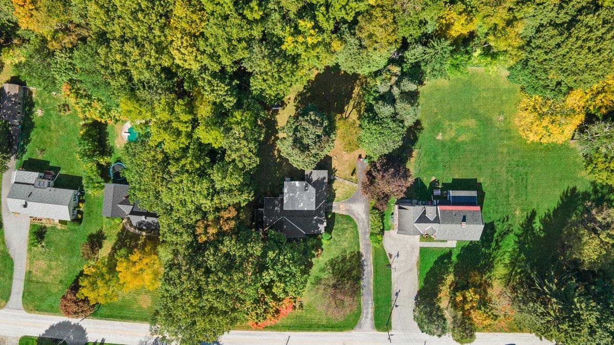 320 Crescent Boulevard