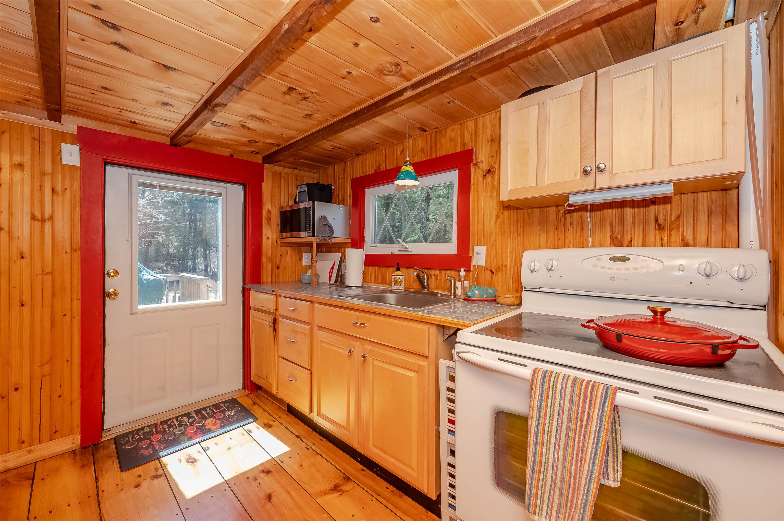 132 Chestnut Pond Road