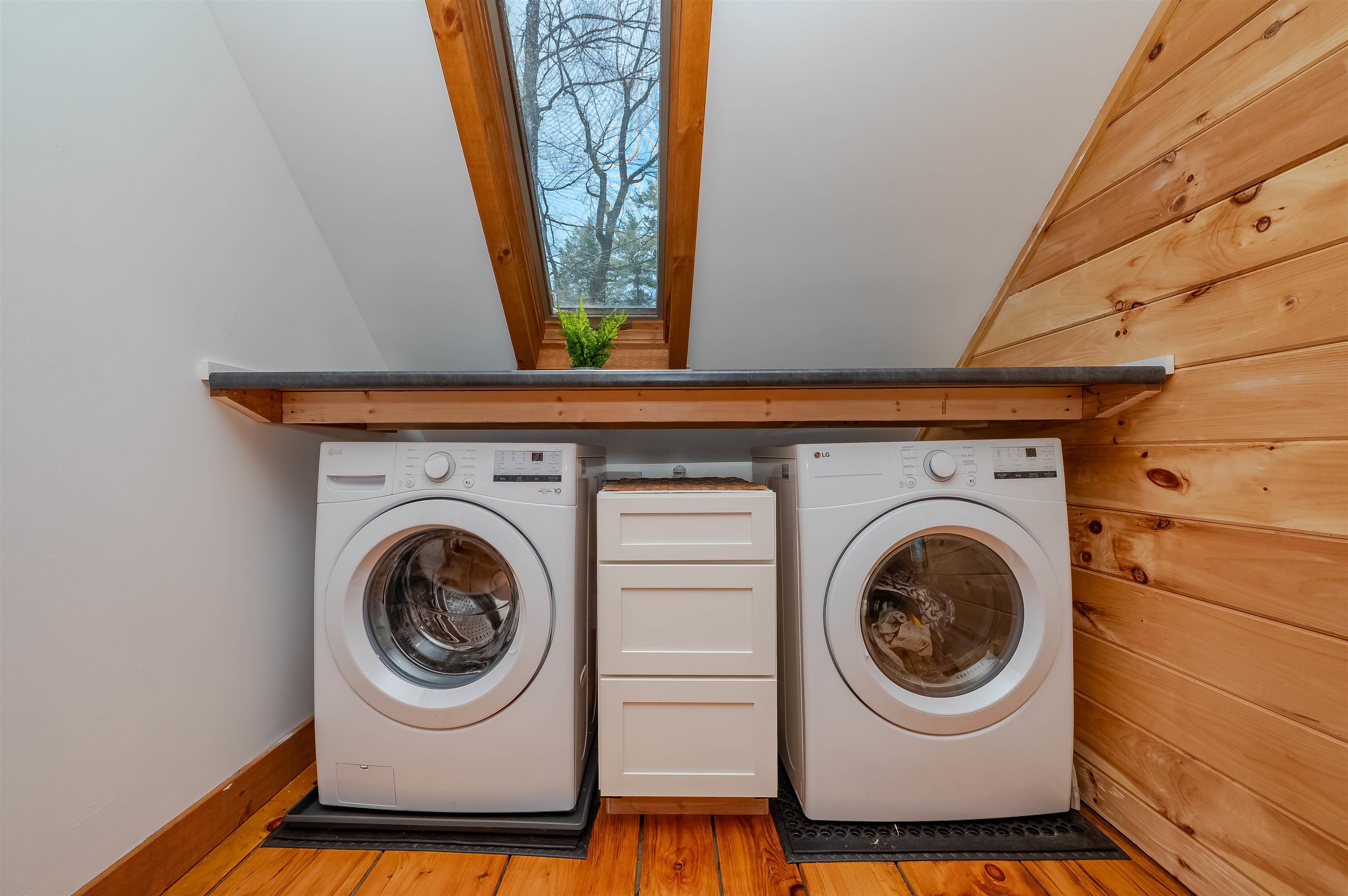 132 Chestnut Pond Road