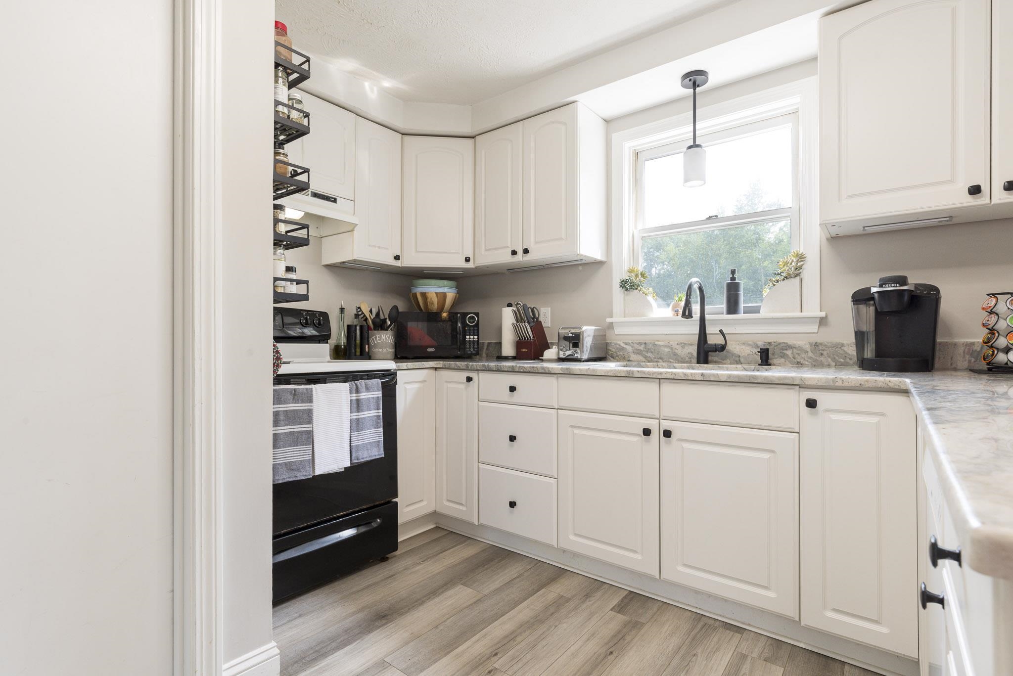 48 Cromwell Drive Unit: 10