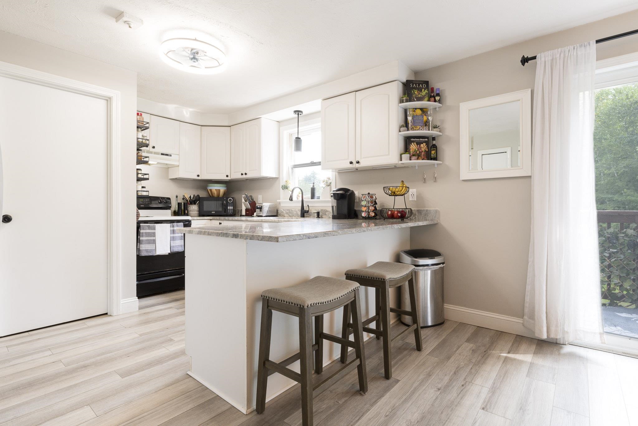 48 Cromwell Drive Unit: 10