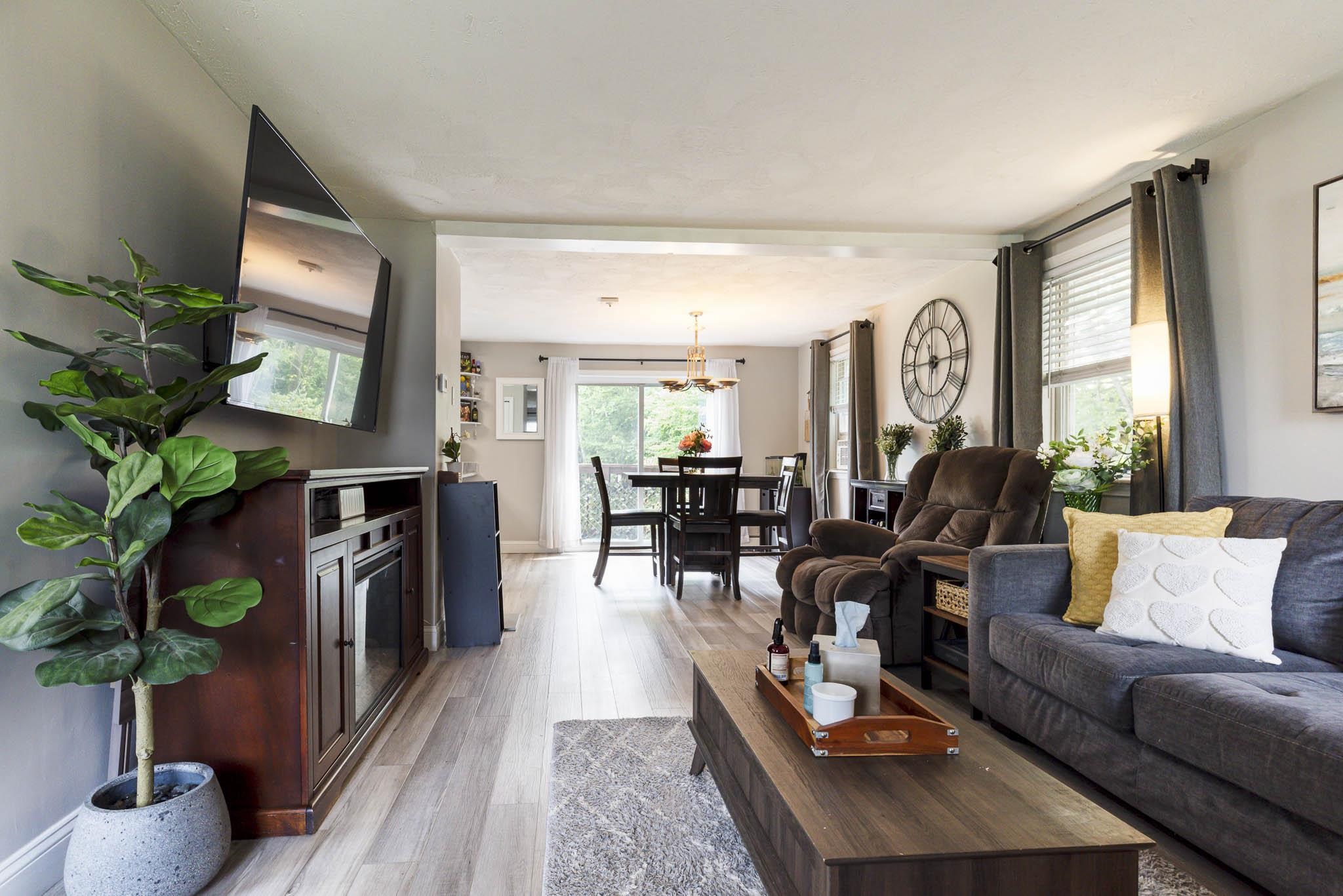 48 Cromwell Drive Unit: 10