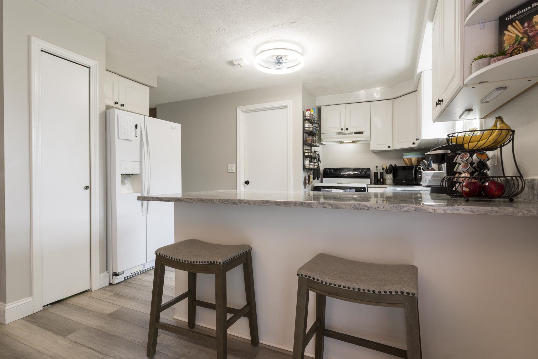 48 Cromwell Drive Unit: 10