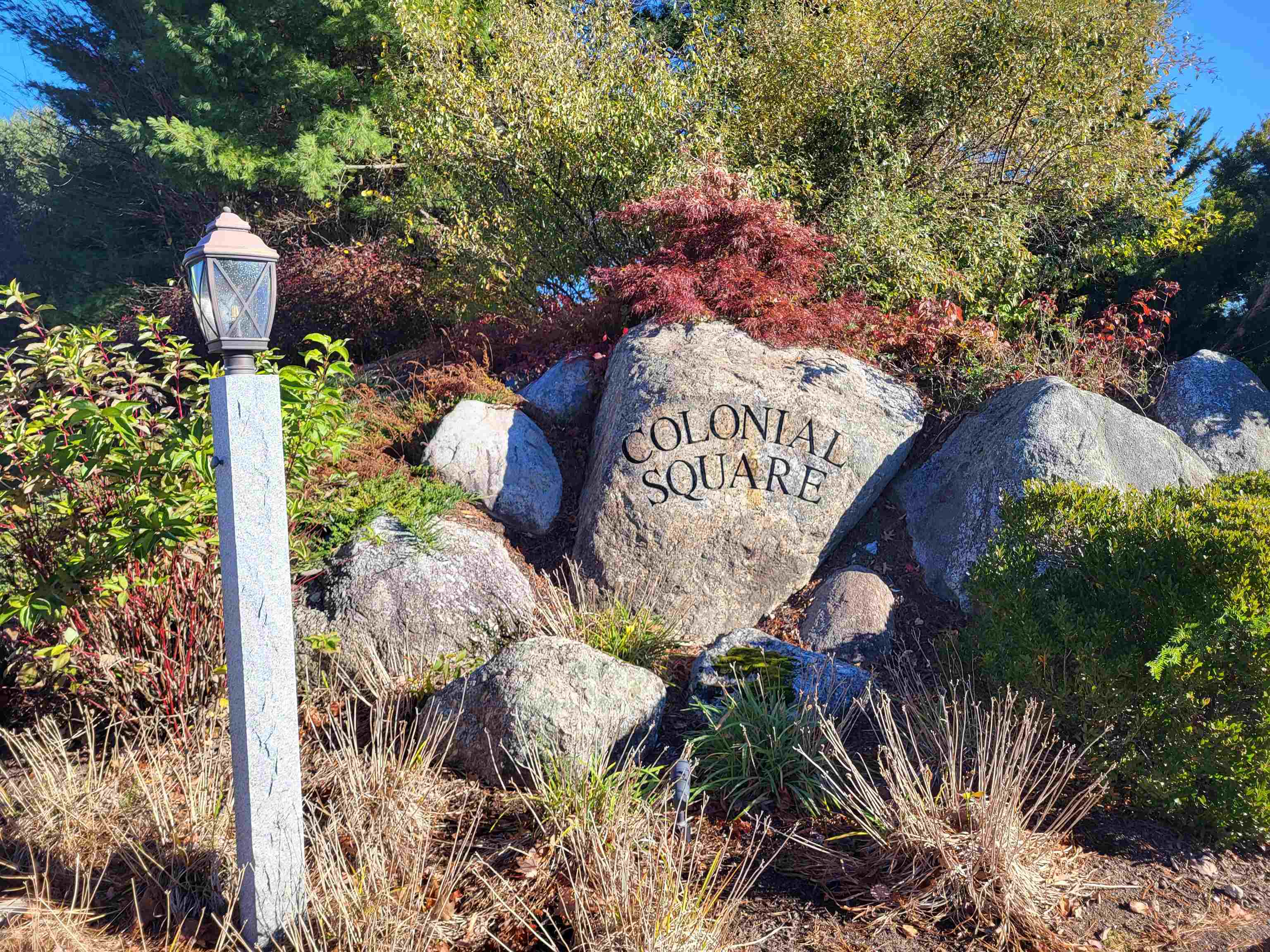 18 Colonial Square Unit: 18