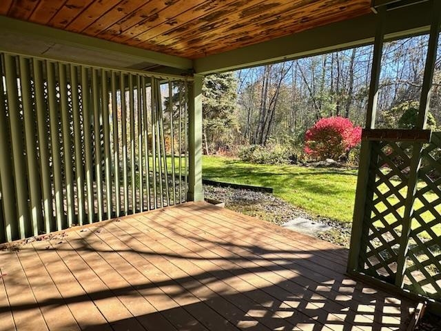 18 Colonial Square Unit: 18