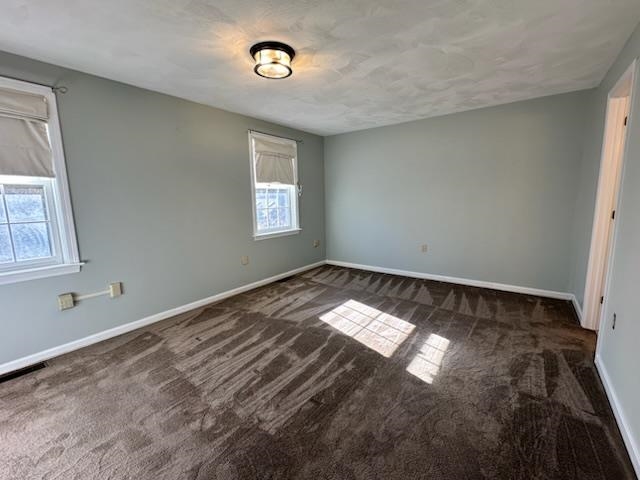 18 Colonial Square Unit: 18