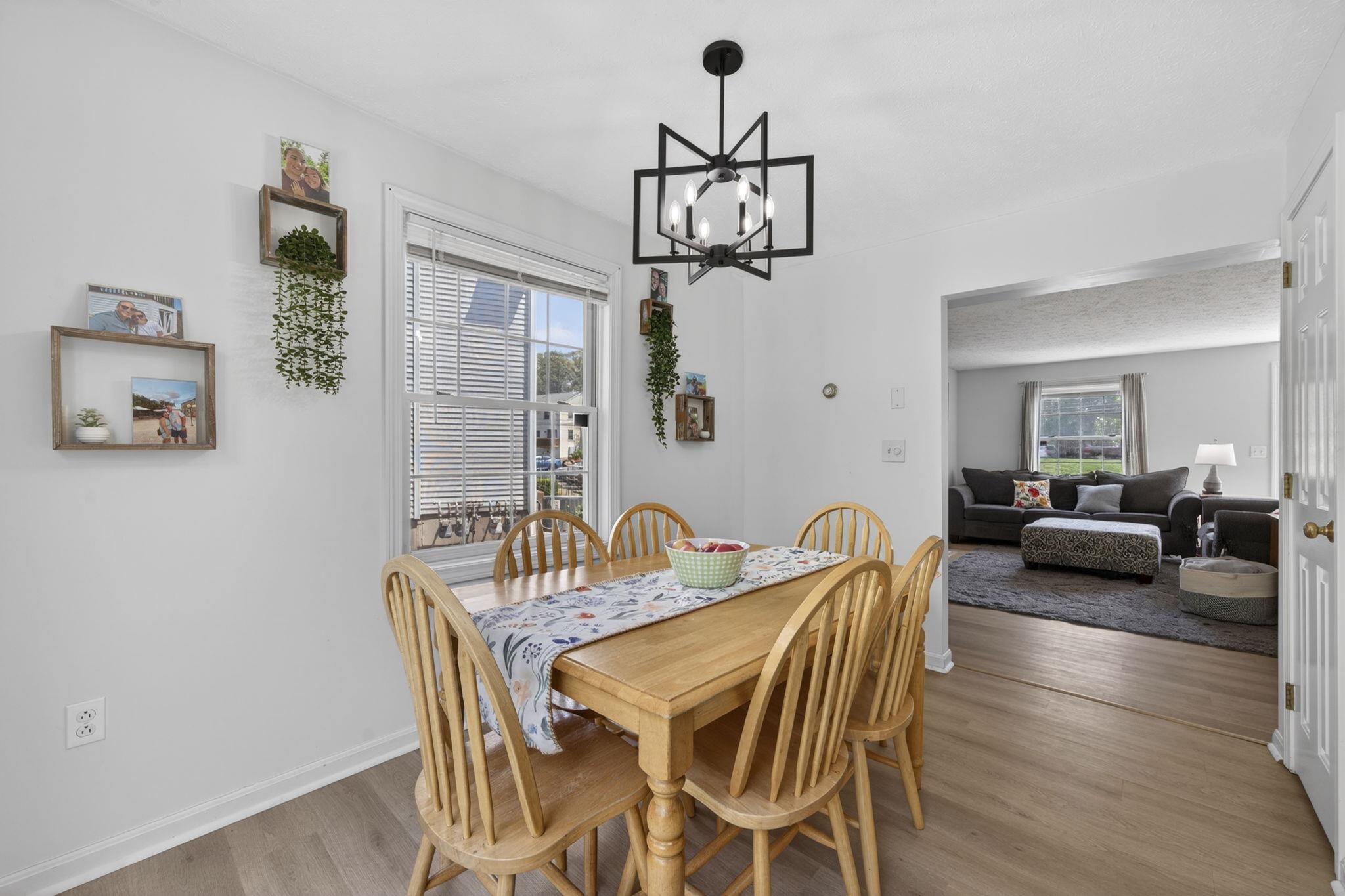 44 Brook Hollow Way