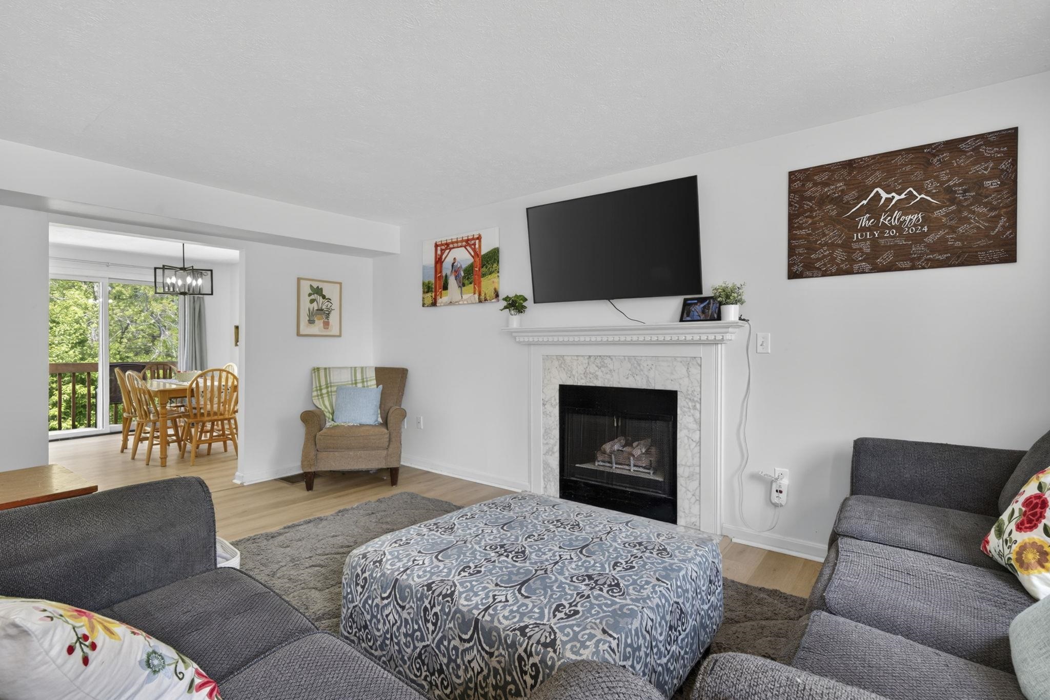 44 Brook Hollow Way