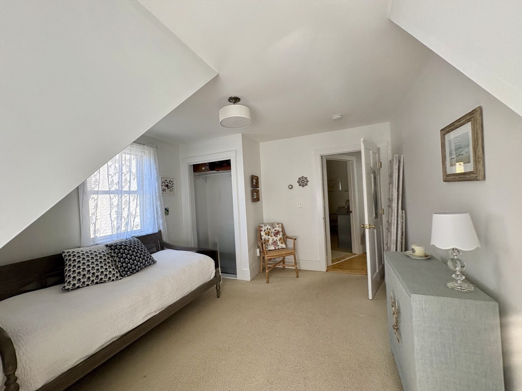 101 Russell Hill Road