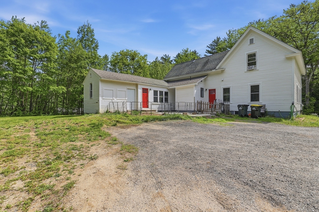 276 Pleasant St