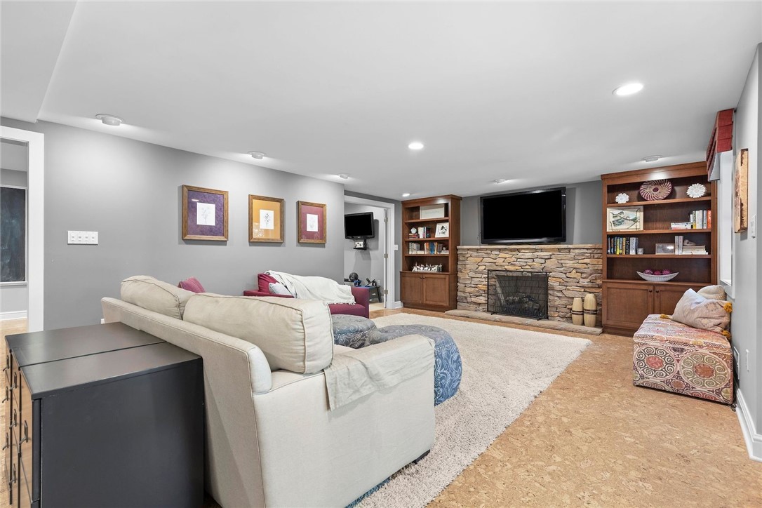 1815 Willow Oak Drive