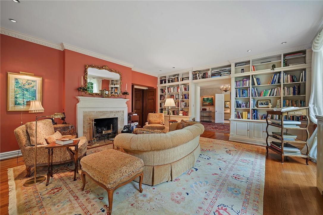 406 Hillside Drive