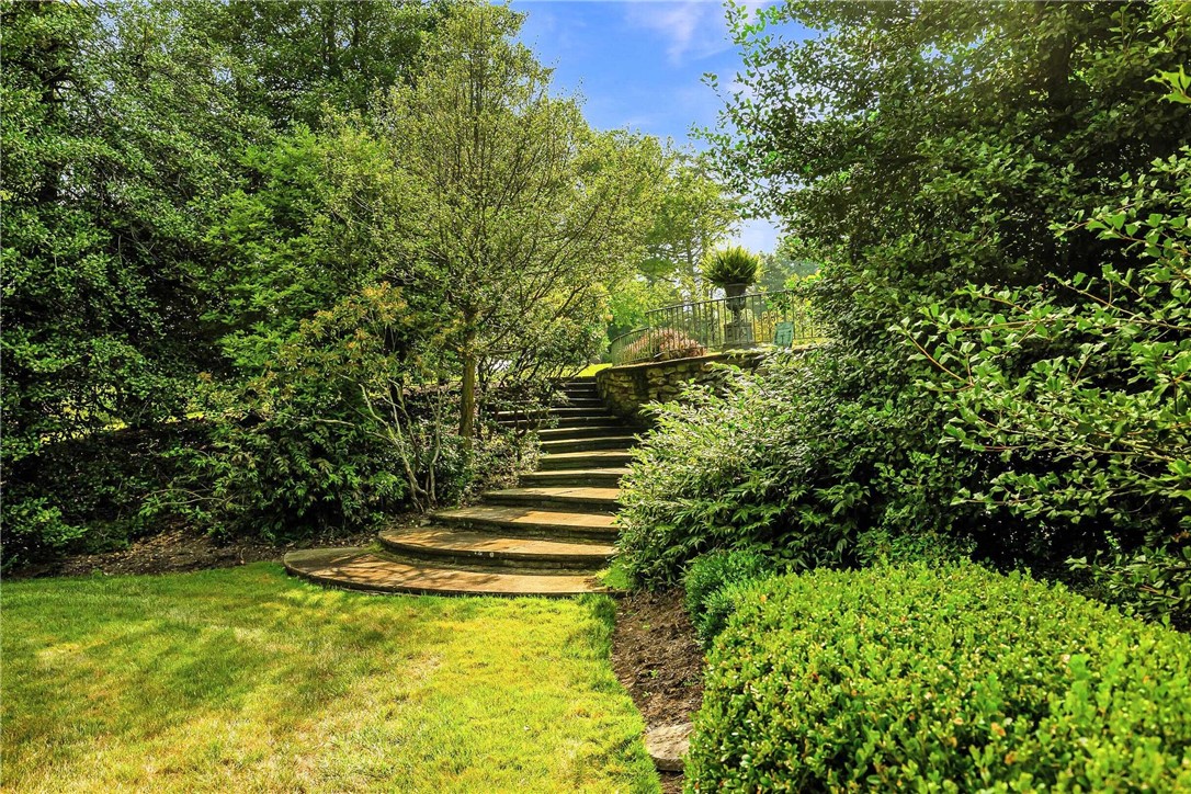 406 Hillside Drive