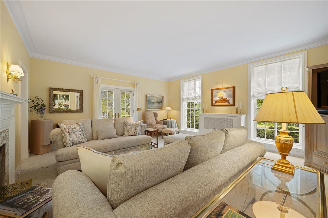 406 Hillside Drive