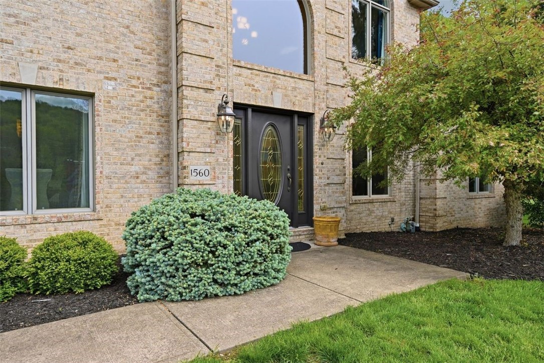 1560 Barrington Drive