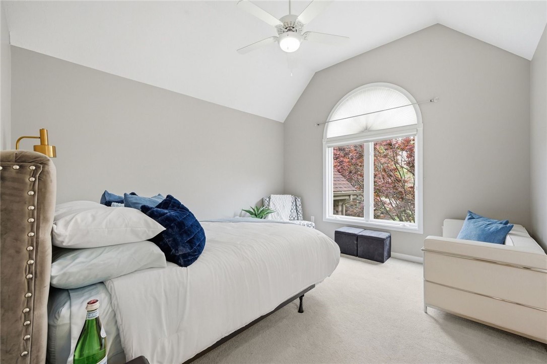 1807 Willow Oak Dr
