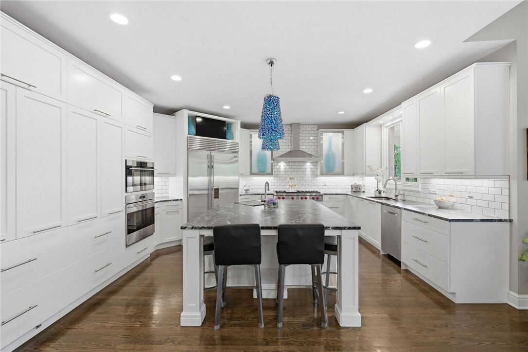 1807 Willow Oak Dr