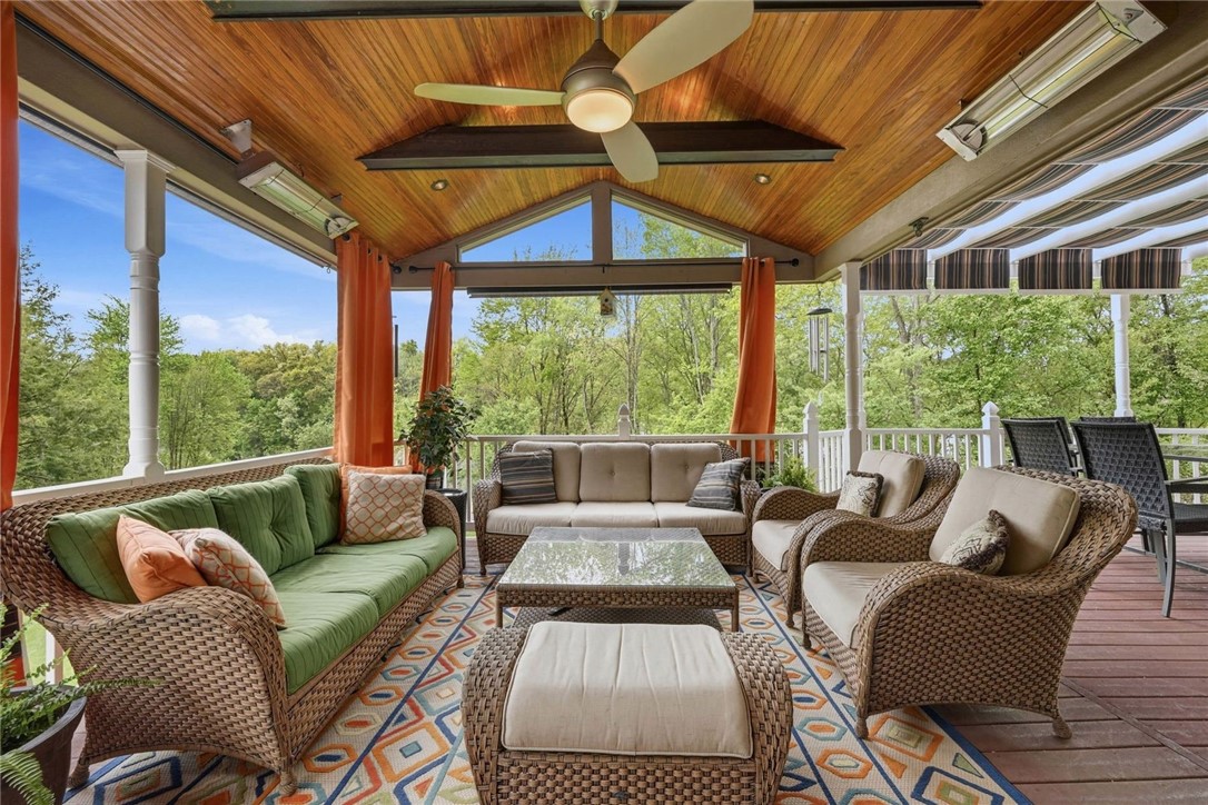 1807 Willow Oak Dr