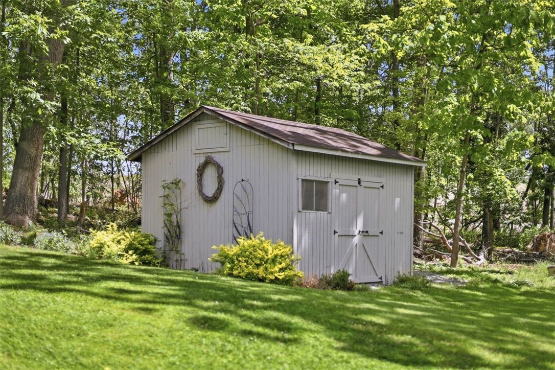 101 Meadcrest Street