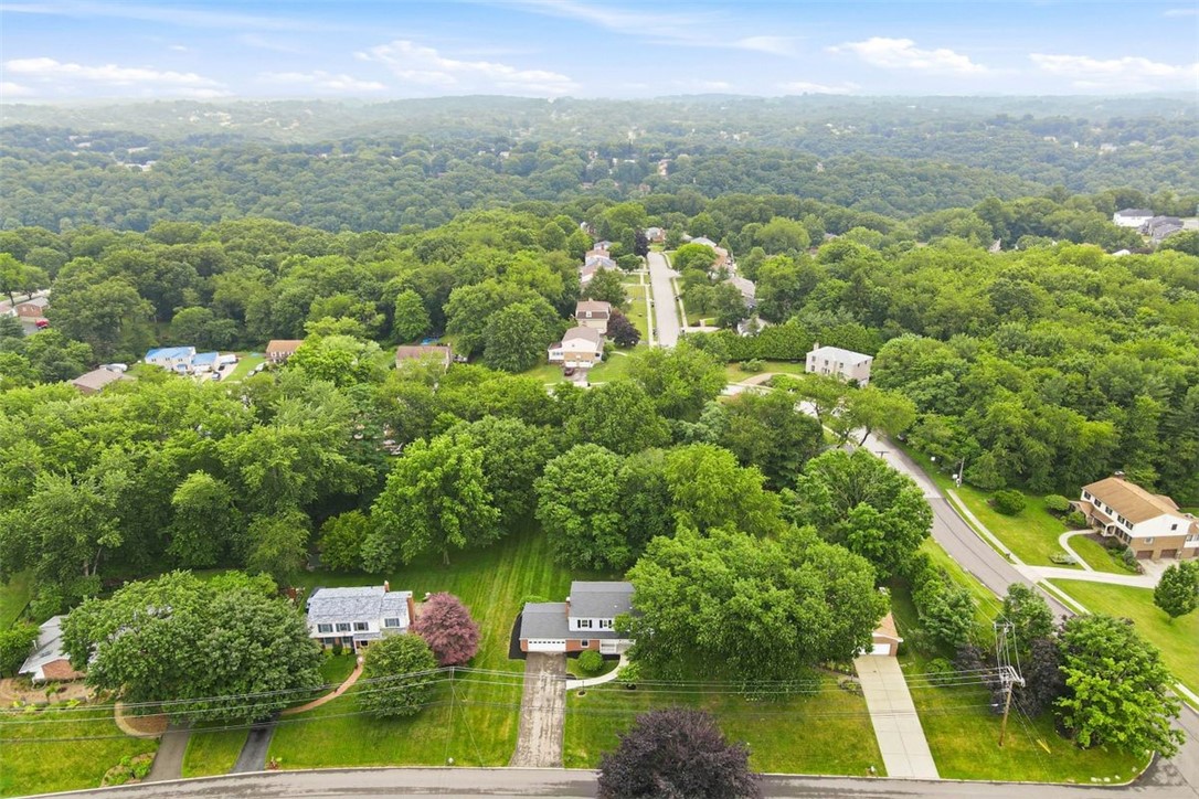 1534 King Charles Drive