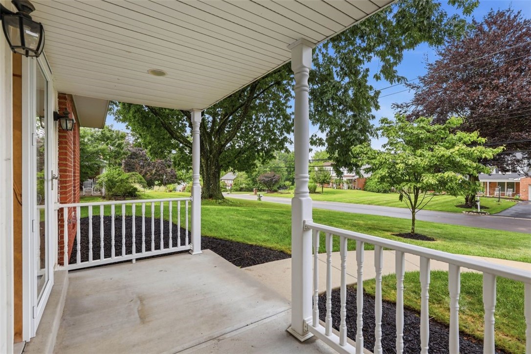 1534 King Charles Drive