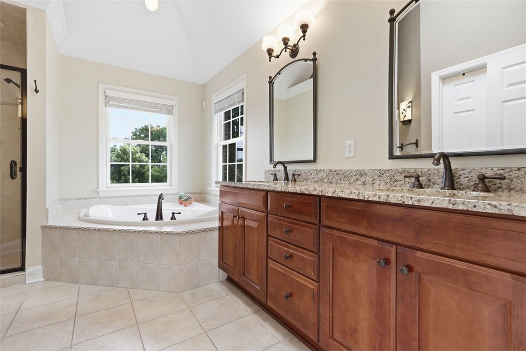 1412 Scarlett Ridge Drive