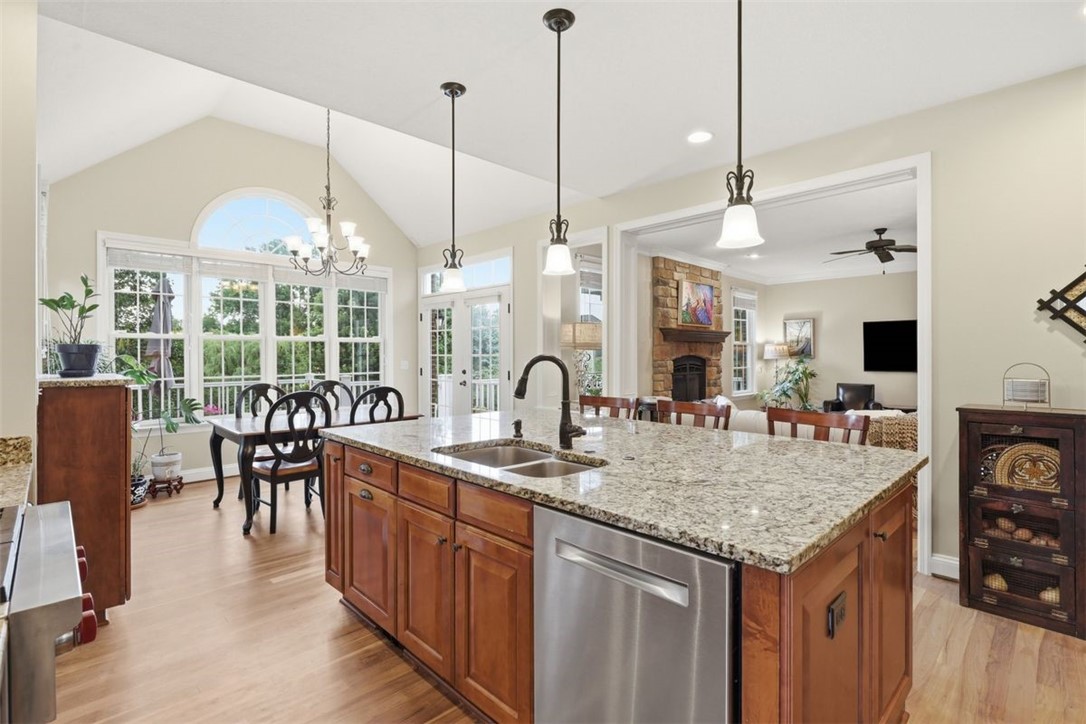 1412 Scarlett Ridge Drive