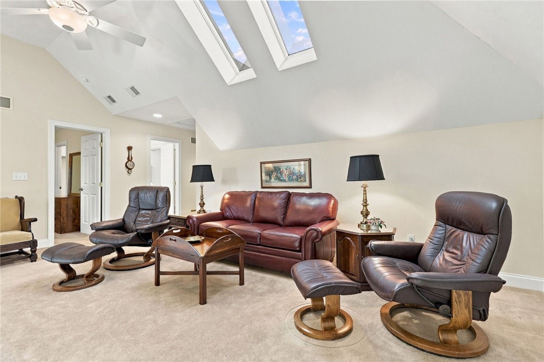 602 Applehill Court