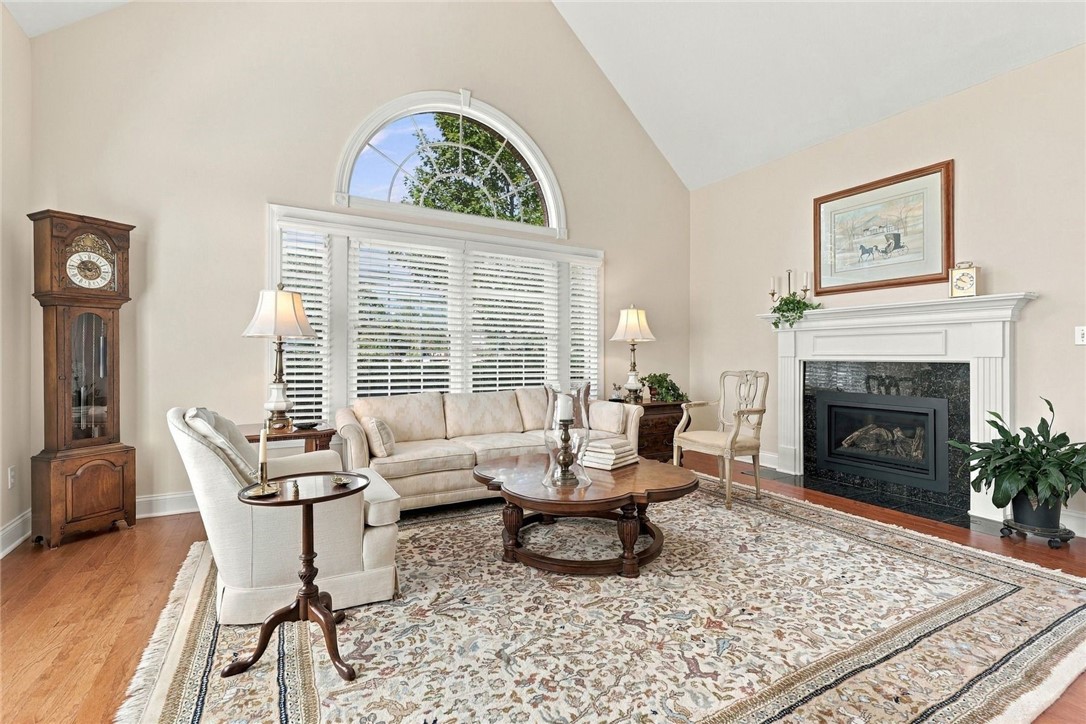 602 Applehill Court