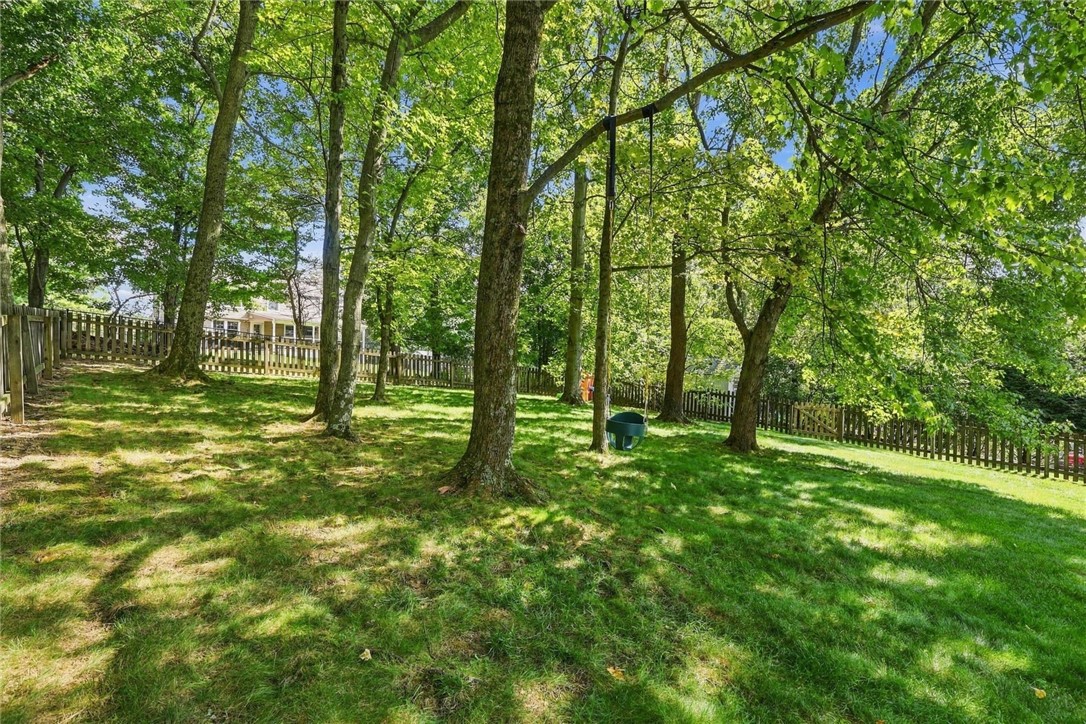 1607 Eaglewood Court