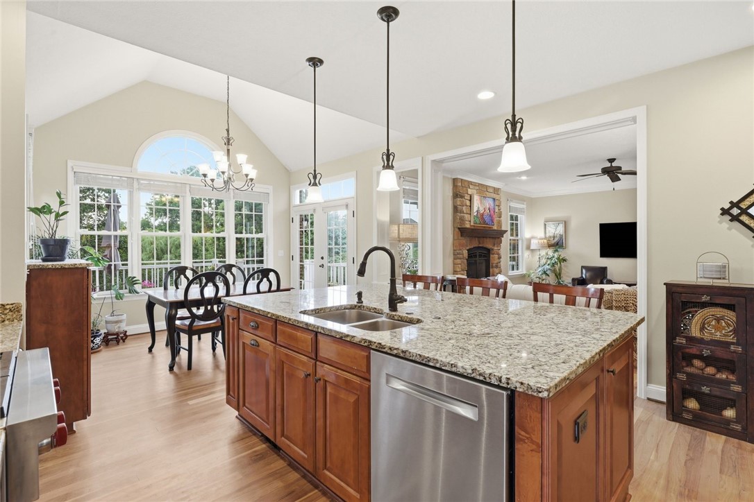 1412 Scarlett Ridge Drive