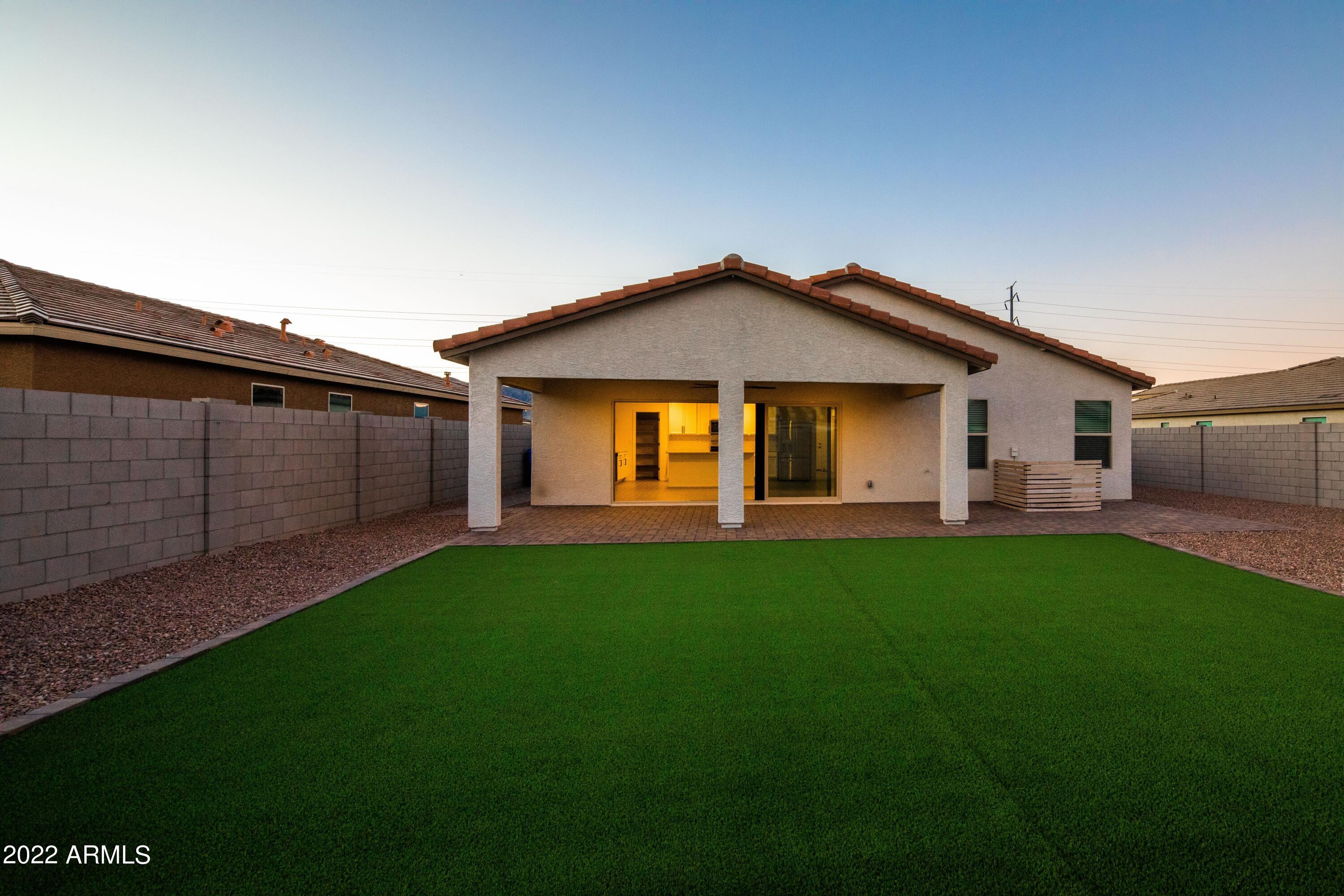 3408 W DONNER Drive