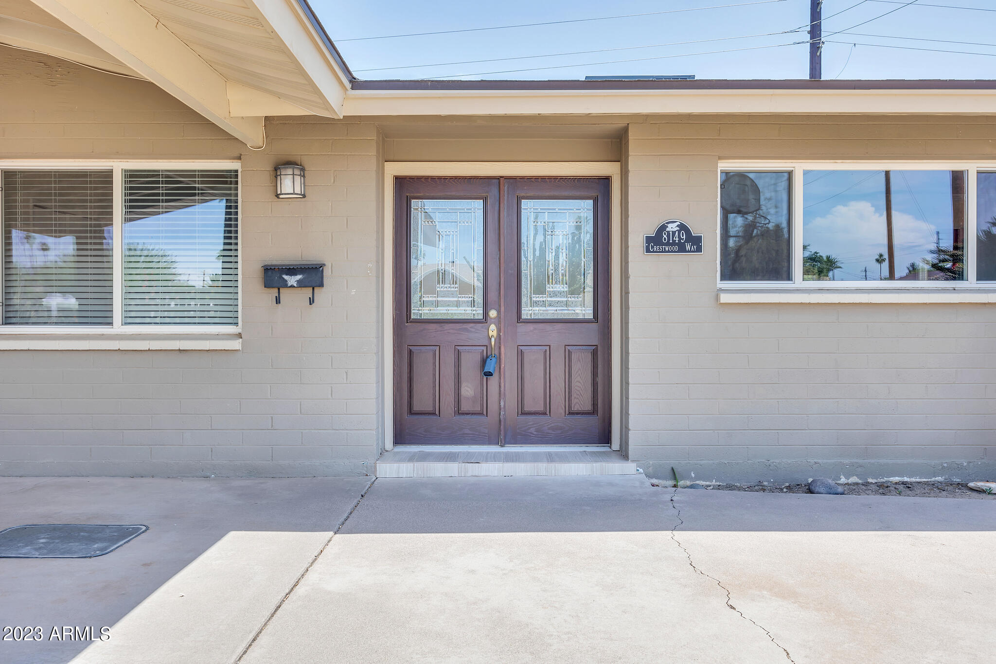 8149 E CRESTWOOD Way