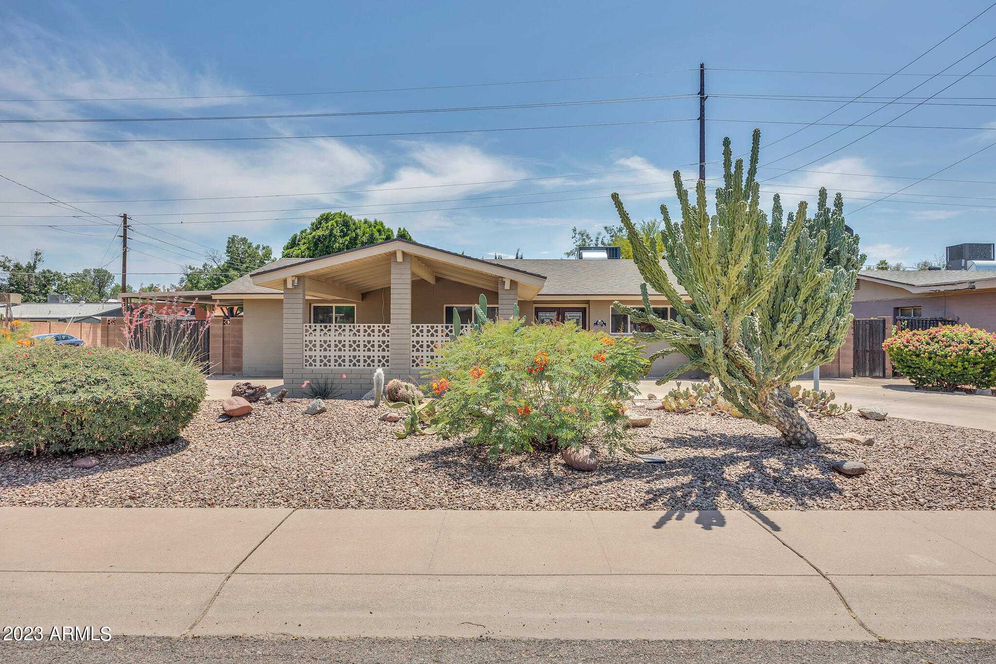 8149 E CRESTWOOD Way